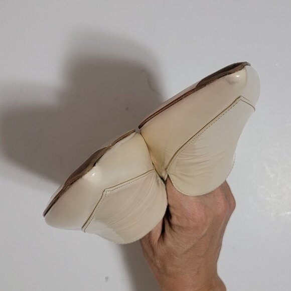 NEW Aeyde Martha Pointed Toe Flats Womens 8.5 Minimalist Neutral Contemporary - Picture 4 of 8